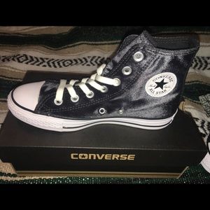 New in the box Converse CTAS HI